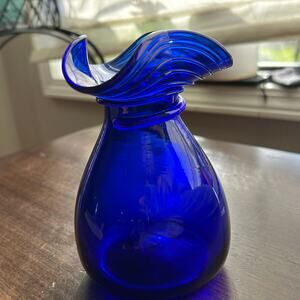 Shelton Glass Works Artist Signed Cobalt Blue Art Glass Thread Vase